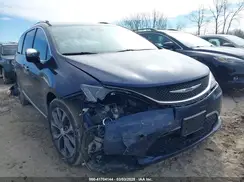 2C4RC1GGXHR602820 2017 CHRYSLER PACIFICA