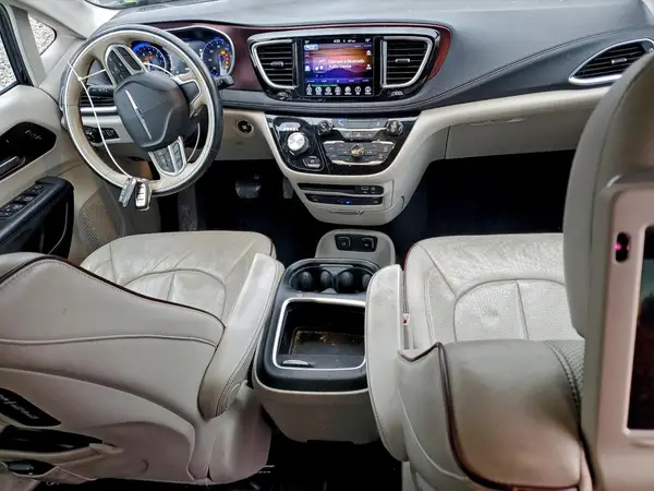 2C4RC1GGXHR614076 2017 CHRYSLER PACIFICA - Image 8