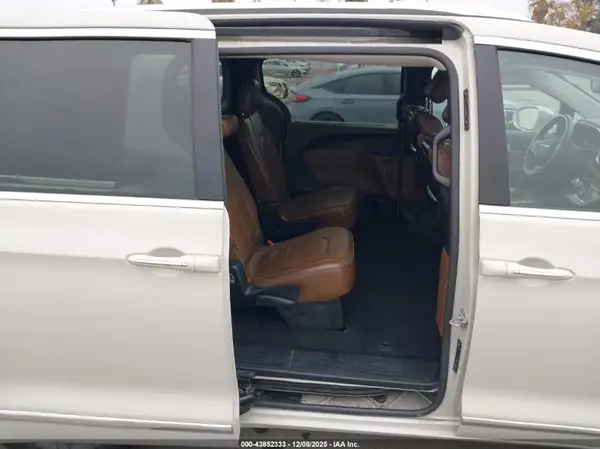 2C4RC1GGXHR616328 2017 CHRYSLER PACIFICA - Image 8