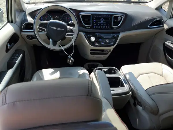 2C4RC1GGXHR627958 2017 CHRYSLER PACIFICA - Image 8