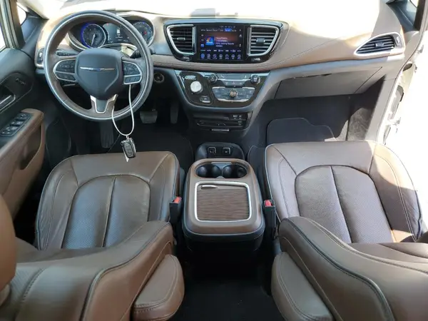 2C4RC1GGXHR635378 2017 CHRYSLER PACIFICA - Image 8