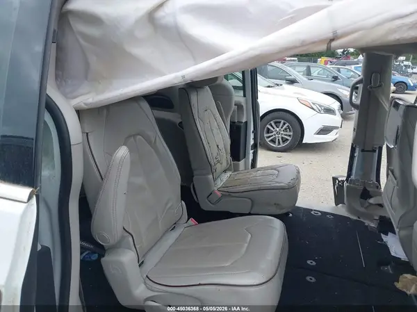 2C4RC1GGXHR703520 2017 CHRYSLER PACIFICA - Image 8
