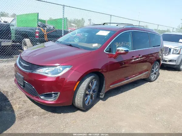 2C4RC1GGXHR705963 2017 CHRYSLER PACIFICA - Image 2