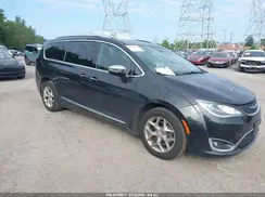 2C4RC1GGXHR723380 2017 CHRYSLER PACIFICA