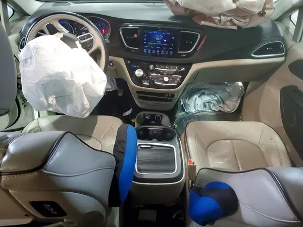 2C4RC1GGXHR744973 2017 CHRYSLER PACIFICA - Image 8