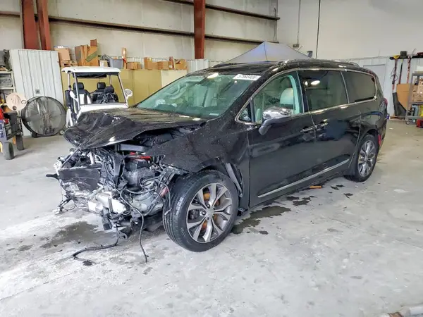 2C4RC1GGXHR762910 2017 CHRYSLER PACIFICA - Image 1