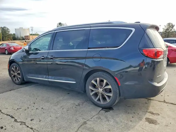 2C4RC1GGXHR763085 2017 CHRYSLER PACIFICA - Image 2