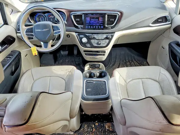 2C4RC1GGXHR763085 2017 CHRYSLER PACIFICA - Image 8