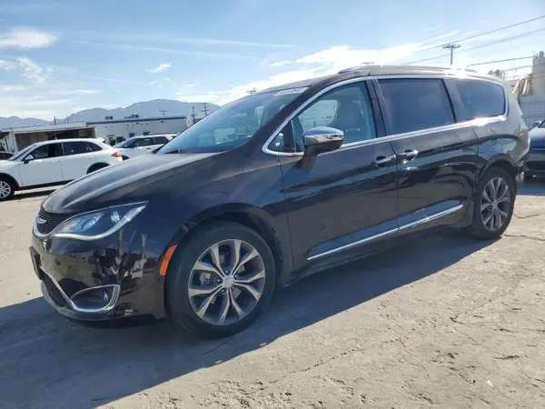 2C4RC1GGXHR777889 2017 CHRYSLER PACIFICA - Image 1
