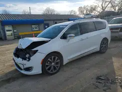 2C4RC1GGXHR787998 2017 CHRYSLER PACIFICA