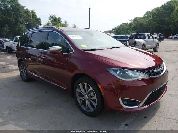 2C4RC1GGXHR804718 2017 CHRYSLER PACIFICA - Image 1