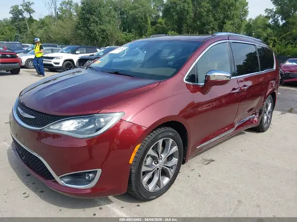 2C4RC1GGXHR804718 2017 CHRYSLER PACIFICA - Image 2