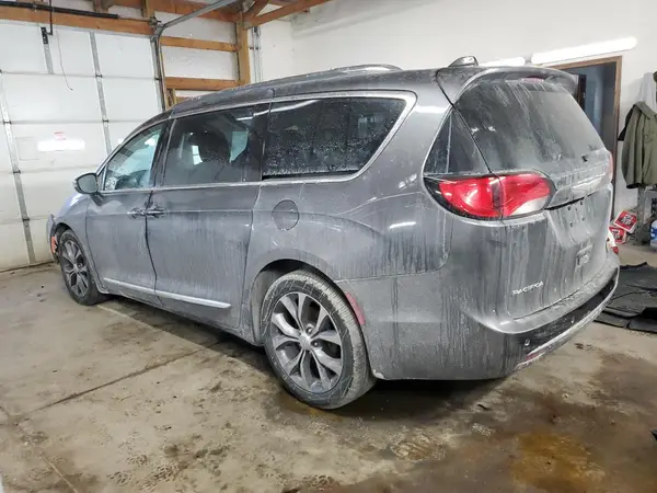 2C4RC1GGXHR805125 2017 CHRYSLER PACIFICA - Image 2