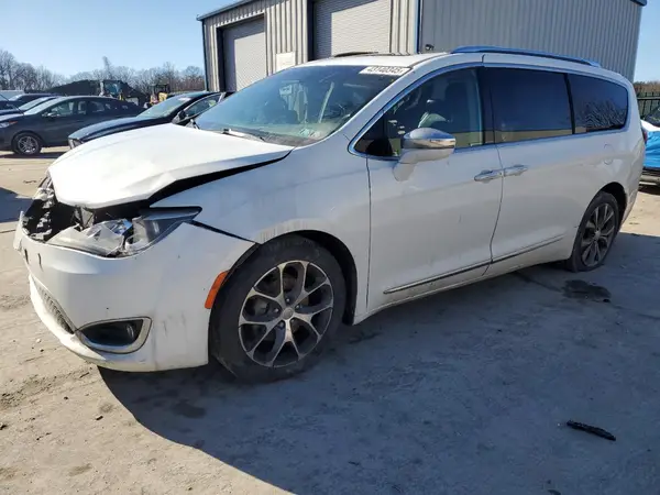 2C4RC1GGXHR837881 2017 CHRYSLER PACIFICA - Image 1