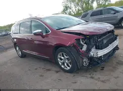 2C4RC1GGXJR185656 2018 CHRYSLER PACIFICA