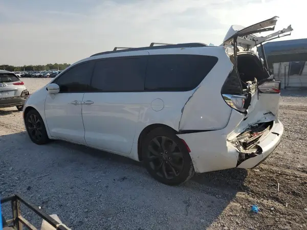 2C4RC1GGXJR193515 2018 CHRYSLER PACIFICA - Image 2
