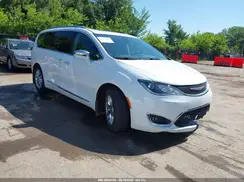 2C4RC1GGXJR226349 2018 CHRYSLER PACIFICA