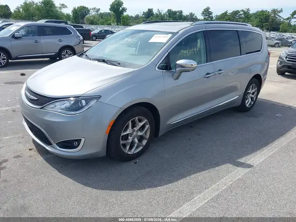 2C4RC1GGXJR226352 2018 CHRYSLER PACIFICA - Image 2