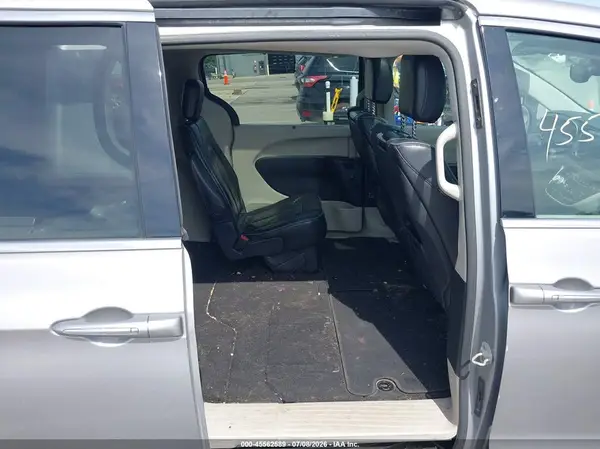2C4RC1GGXJR226352 2018 CHRYSLER PACIFICA - Image 8