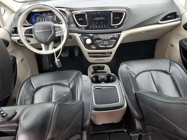 2C4RC1GGXJR226366 2018 CHRYSLER PACIFICA - Image 8