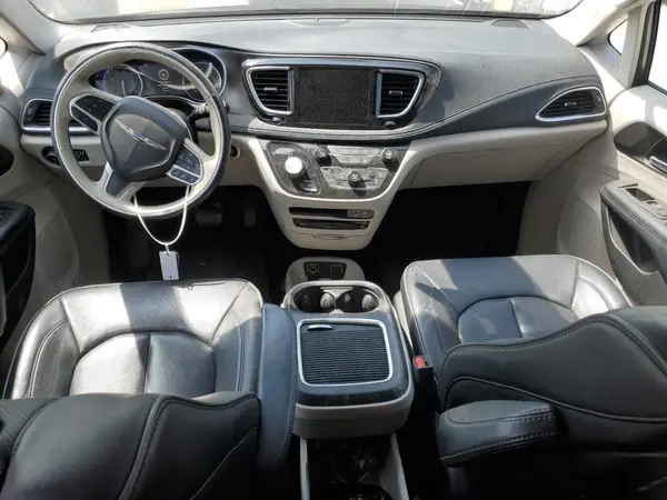 2C4RC1GGXJR263188 2018 CHRYSLER PACIFICA - Image 8