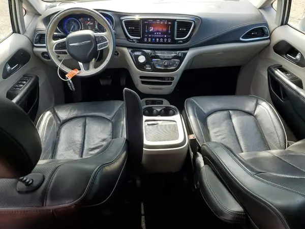2C4RC1GGXJR274174 2018 CHRYSLER PACIFICA - Image 8