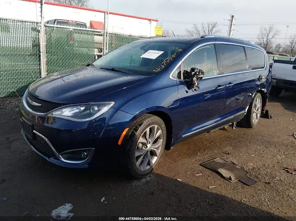 2C4RC1GGXJR295252 2018 CHRYSLER PACIFICA - Image 2