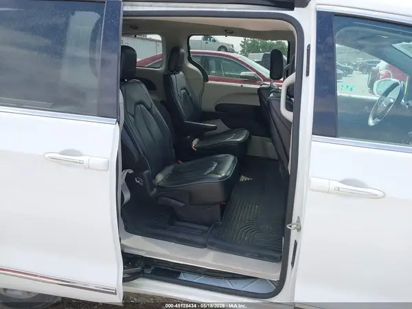 2C4RC1GGXJR311529 2018 CHRYSLER PACIFICA - Image 8