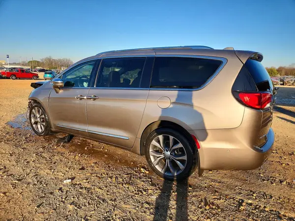 2C4RC1GGXJR318352 2018 CHRYSLER PACIFICA - Image 2