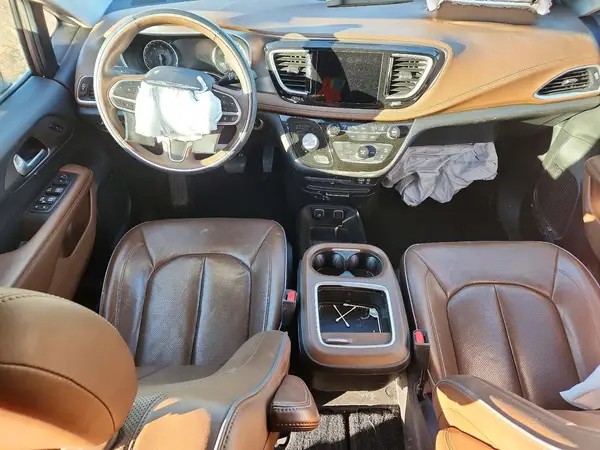 2C4RC1GGXJR318352 2018 CHRYSLER PACIFICA - Image 8