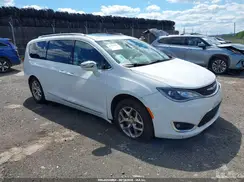 2C4RC1GGXKR551889 2019 CHRYSLER PACIFICA