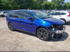 2C4RC1GGXKR589445 2019 CHRYSLER PACIFICA