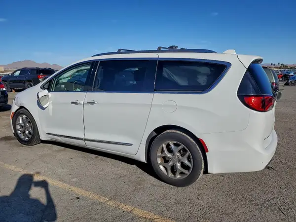 2C4RC1GGXKR617230 2019 CHRYSLER PACIFICA - Image 2