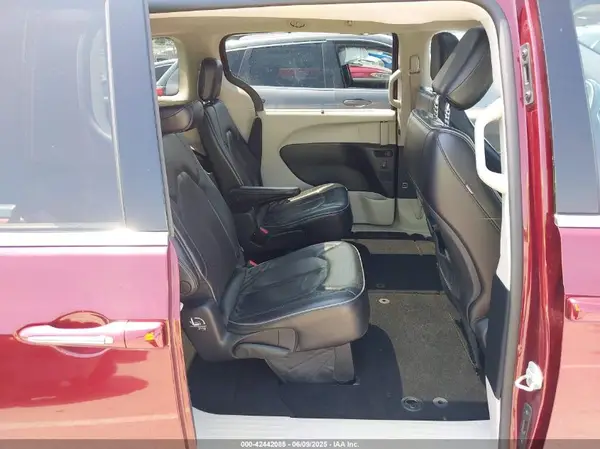 2C4RC1GGXKR751638 2019 CHRYSLER PACIFICA - Image 8