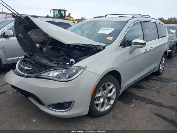 2C4RC1GGXLR138646 2020 CHRYSLER PACIFICA - Image 2