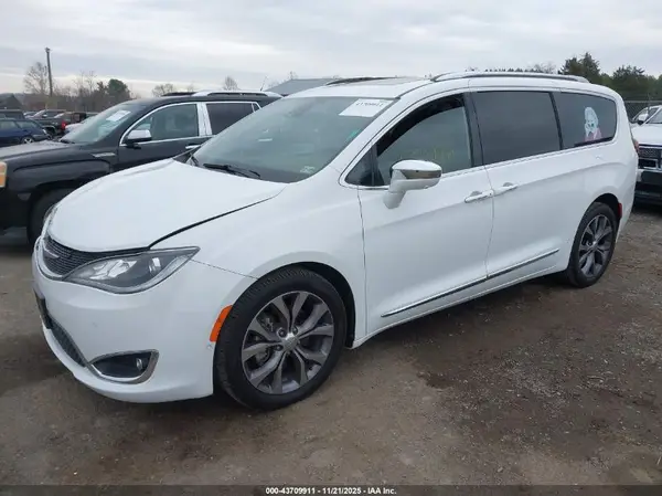 2C4RC1GGXLR177477 2020 CHRYSLER PACIFICA - Image 2