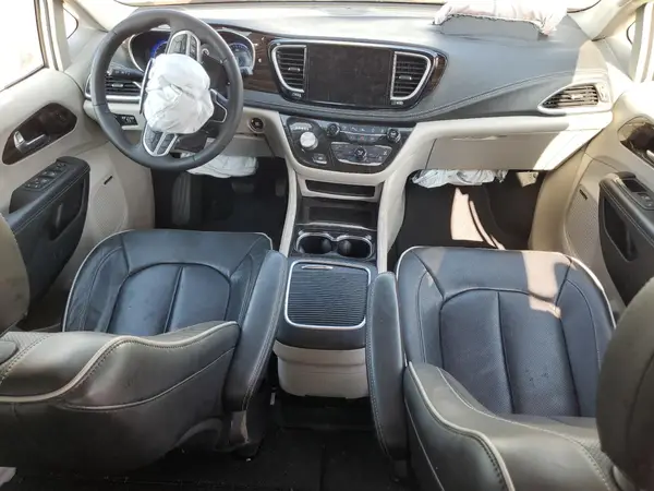 2C4RC1GGXNR194735 2022 CHRYSLER PACIFICA - Image 8