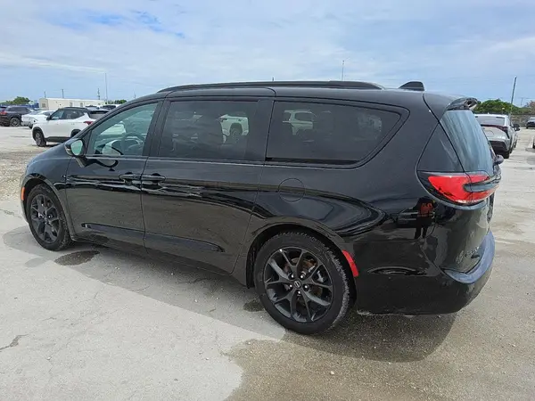 2C4RC1GGXSR543551 2025 CHRYSLER PACIFICA - Image 2