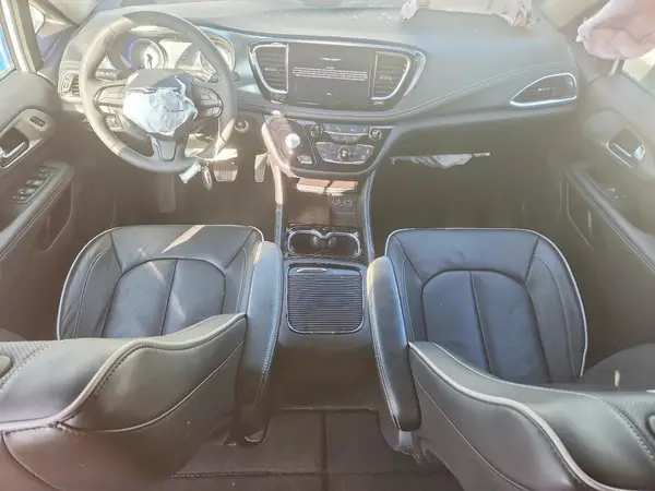 2C4RC1GGXSR582897 2025 CHRYSLER PACIFICA - Image 8