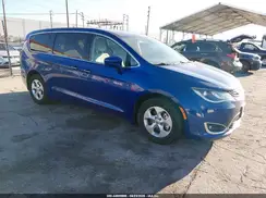 2C4RC1H70JR276238 2018 CHRYSLER PACIFICA