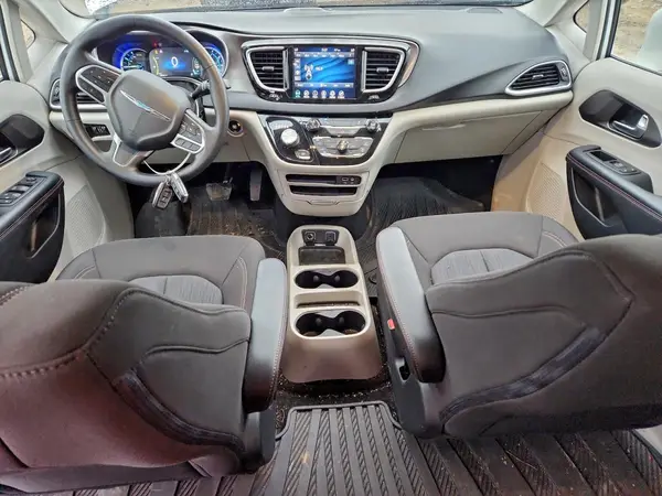 2C4RC1H70LR234929 2020 CHRYSLER PACIFICA - Image 8