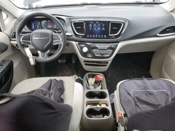 2C4RC1H71JR124629 2018 CHRYSLER PACIFICA - Image 8