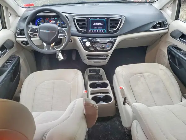 2C4RC1H71JR145156 2018 CHRYSLER PACIFICA - Image 8