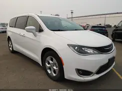 2C4RC1H71JR311661 2018 CHRYSLER PACIFICA