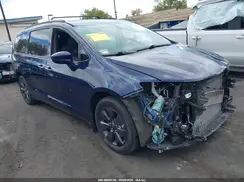 2C4RC1H71KR577733 2019 CHRYSLER PACIFICA