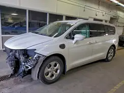 2C4RC1H72JR248361 2018 CHRYSLER PACIFICA