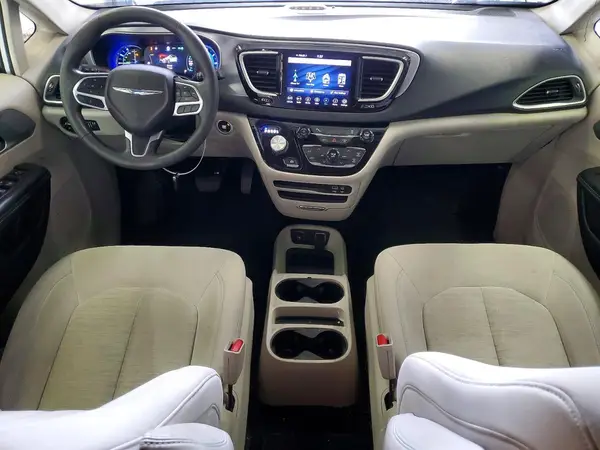 2C4RC1H72JR248361 2018 CHRYSLER PACIFICA - Image 8