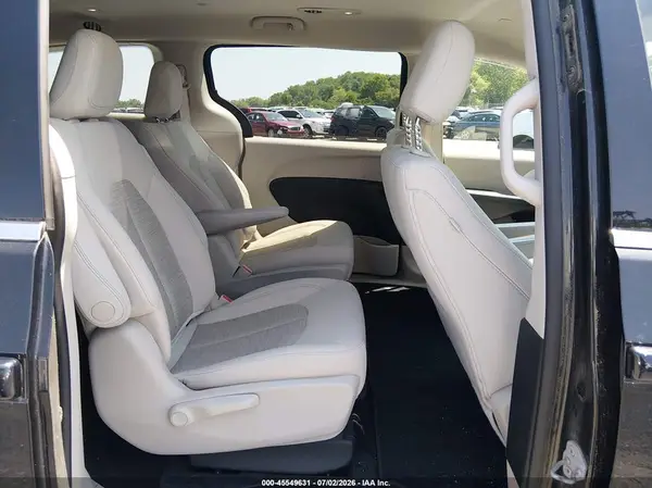 2C4RC1H73HR765081 2017 CHRYSLER PACIFICA - Image 8