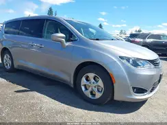 2C4RC1H73HR836196 2017 CHRYSLER PACIFICA