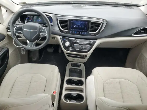 2C4RC1H73JR258395 2018 CHRYSLER PACIFICA - Image 8